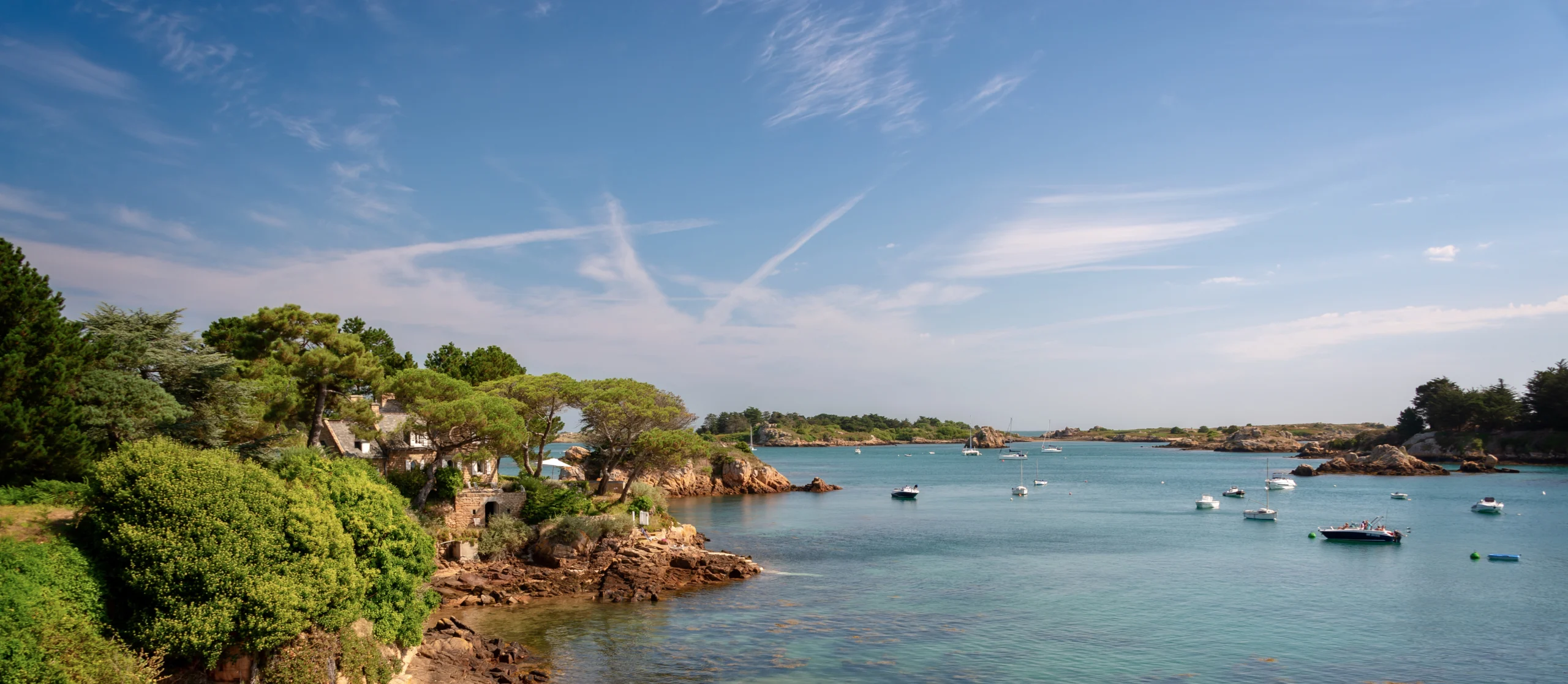 The coast of Bréhat island in Côtes d&rsquo;Armor, Brittany, France