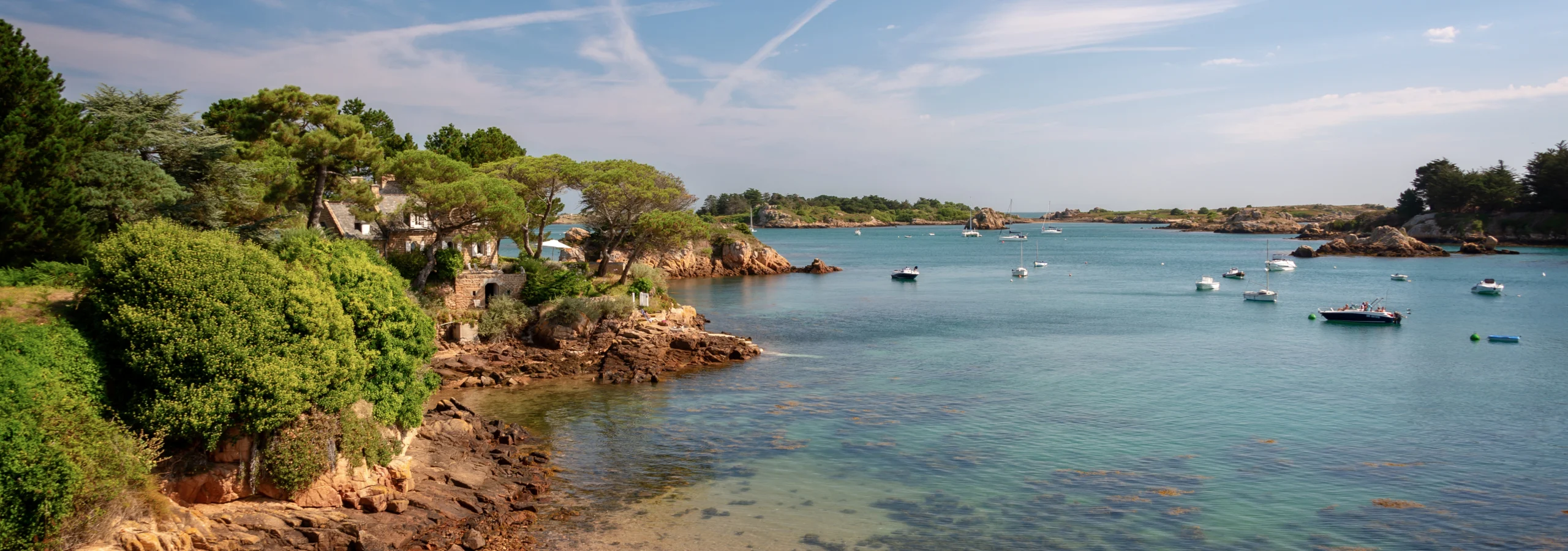 The coast of Bréhat island in Côtes d&rsquo;Armor, Brittany, France